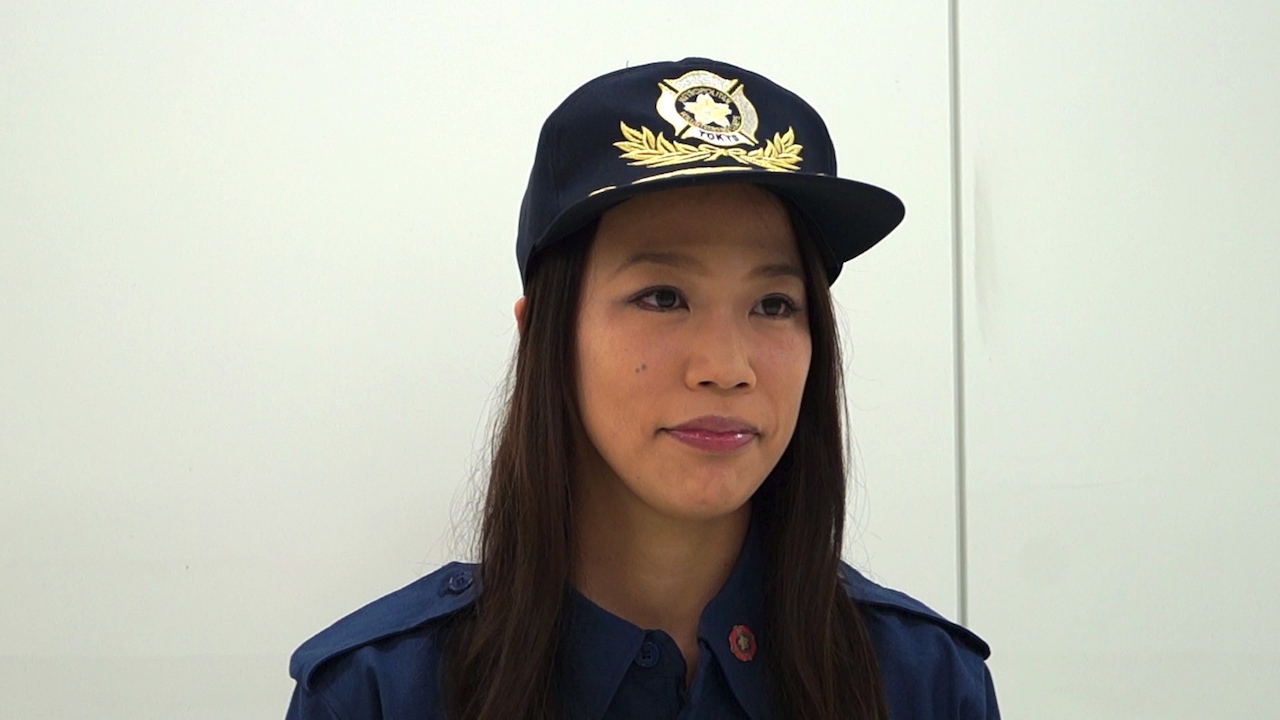 インタビュー動画