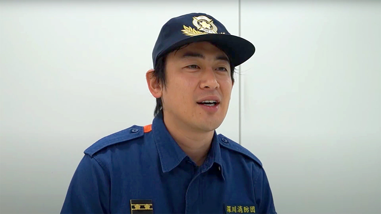 インタビュー動画