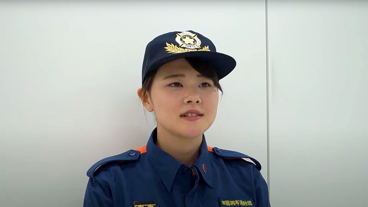 インタビュー動画