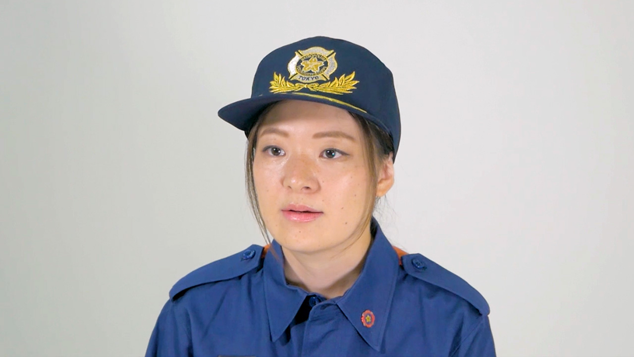 インタビュー動画